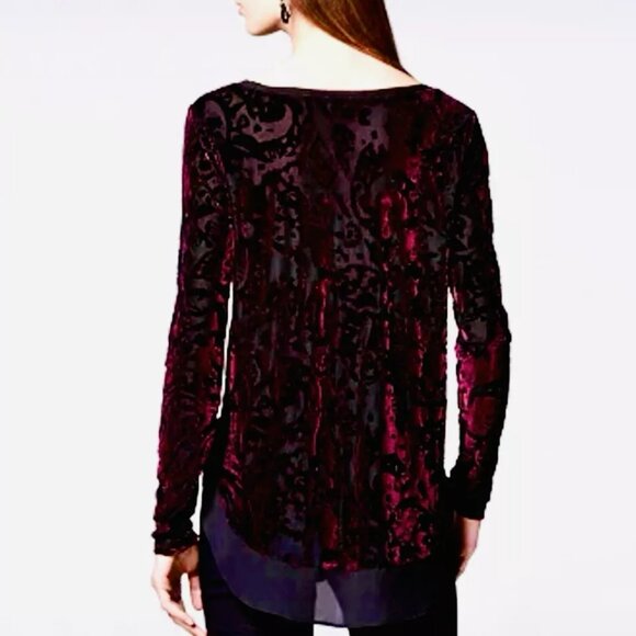 Simply Vera Wang Sz L Red Burnout Velvet Top Sheer Tunic Whimsy Goth - Picture 2 of 13